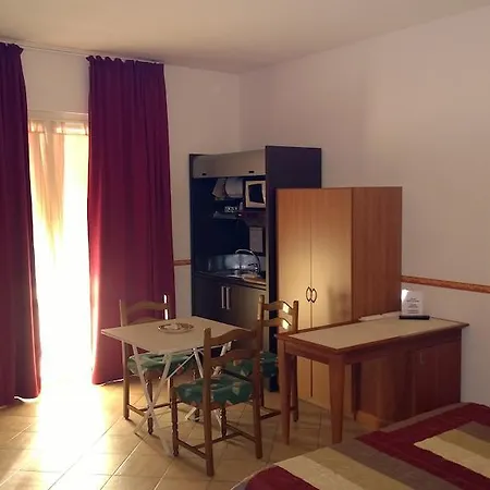 Elvira Miniscalchi Corno Alto Room photo